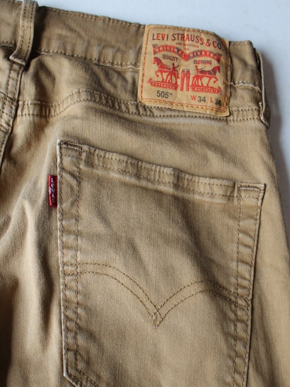 Levis 505 Regular Fit Straight Leg Jeans Mens 34x34 Medal Bronze Tan Khaki Denim